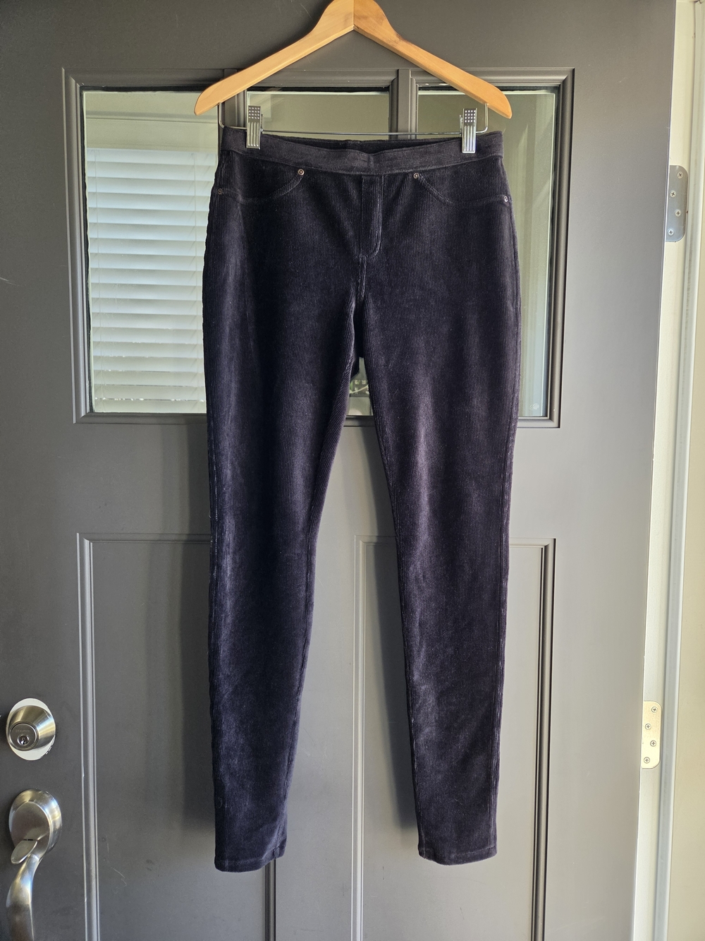 HUE Women's Black Skinny Corduroy Pants
